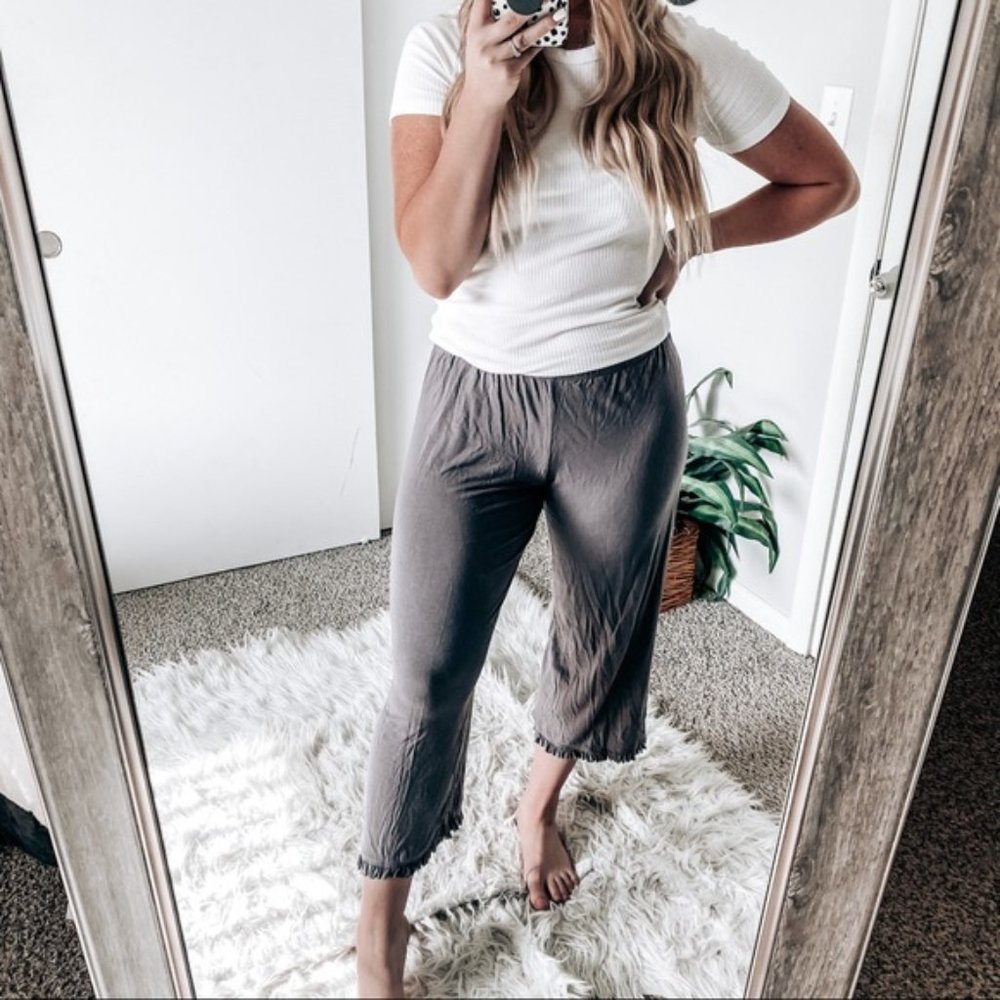 🌟Eberjey pants🌟